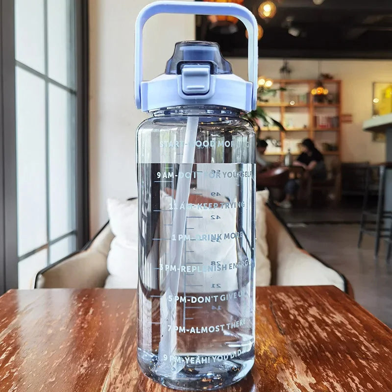 Grande Gourde de Sport 2L avec Paille – Bouteille d'Eau Portable XL pour Fitness et Voyage